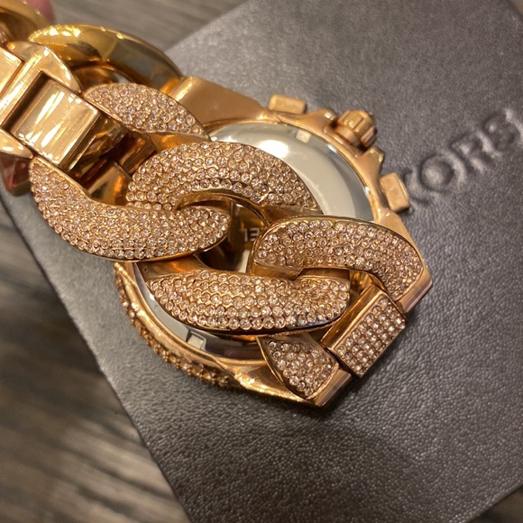 Michael Kors rose gold crystal watch - Picture 6 of 7